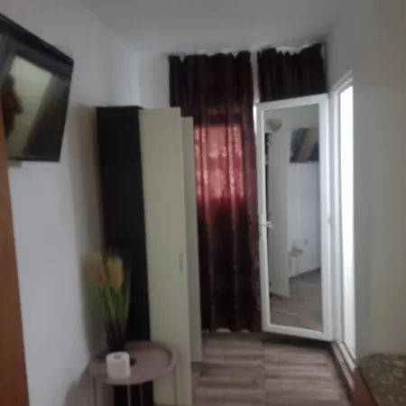 Popoiu كوستِنيست